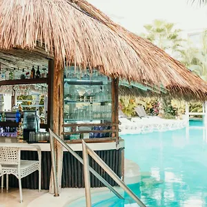 Aparthotel Mak Nuk Village - Clothing Optional **